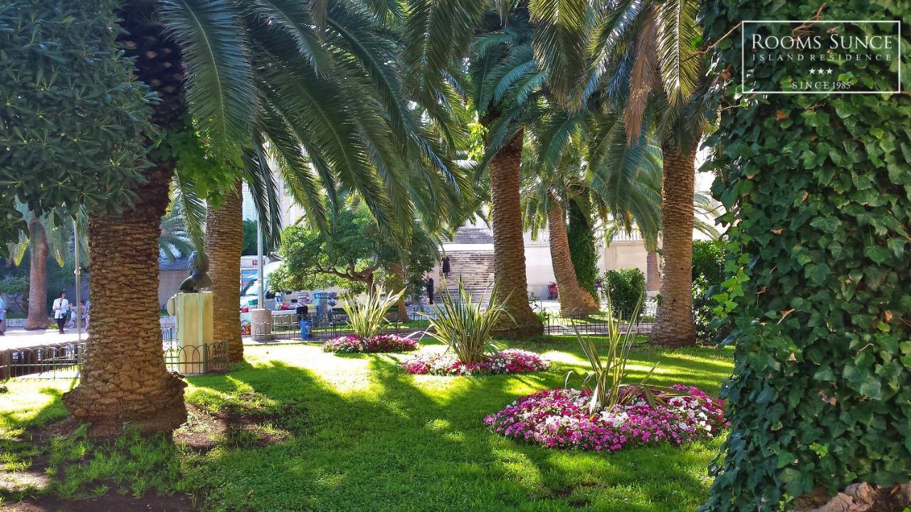 Apartments Residence Sunce Supetar - Cozy Base To Stay And Explore Island Brac Free Parking Exterior foto
