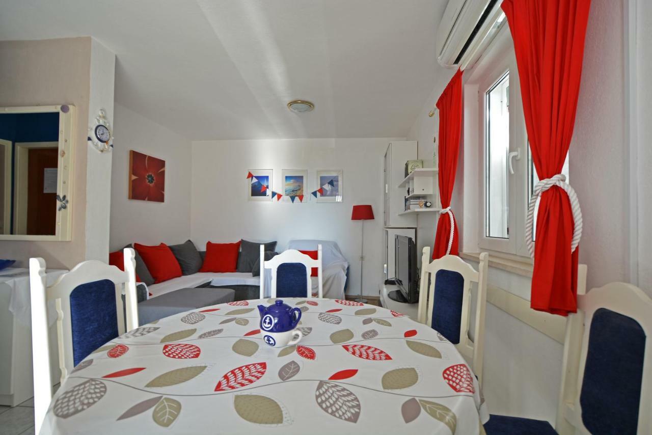 Apartments Residence Sunce Supetar - Cozy Base To Stay And Explore Island Brac Free Parking Exterior foto
