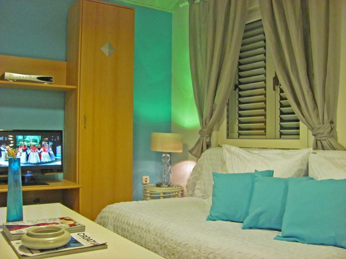 Apartments Residence Sunce Supetar - Cozy Base To Stay And Explore Island Brac Free Parking Exterior foto